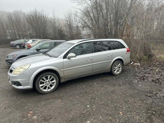 Сірий Опель Вектра, об'ємом двигуна 1.8 л та пробігом 250 тис. км за 4700 $, фото 2 на Automoto.ua