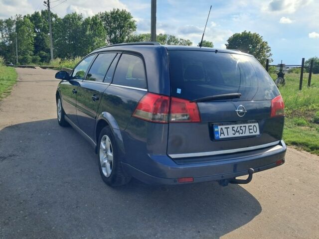 Сірий Опель Вектра, об'ємом двигуна 1.8 л та пробігом 326 тис. км за 3950 $, фото 2 на Automoto.ua