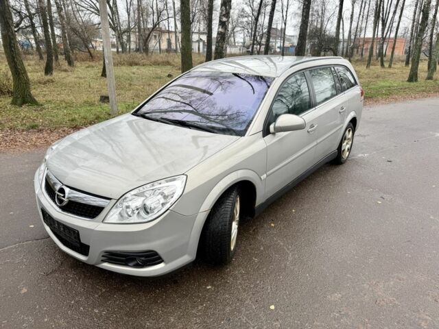 Серый Опель Вектра, объемом двигателя 1.9 л и пробегом 242 тыс. км за 2850 $, фото 3 на Automoto.ua