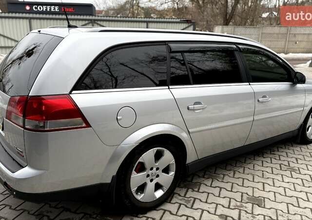 Серый Опель Вектра, объемом двигателя 1.9 л и пробегом 320 тыс. км за 5000 $, фото 19 на Automoto.ua