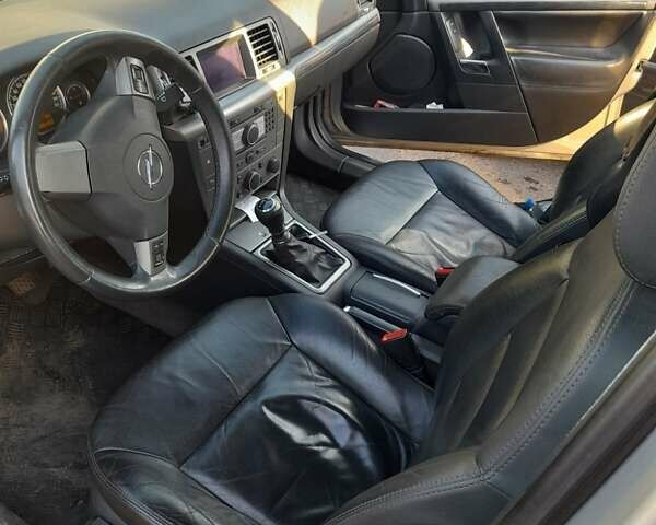 Сірий Опель Вектра, об'ємом двигуна 2.2 л та пробігом 307 тис. км за 5500 $, фото 8 на Automoto.ua