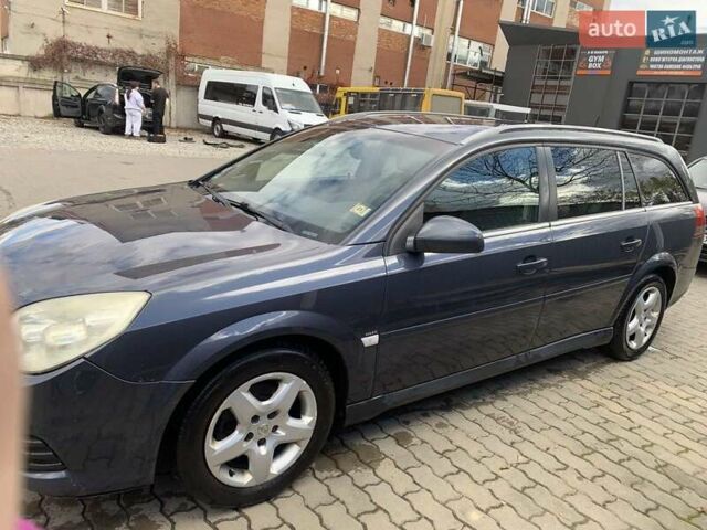 Серый Опель Вектра, объемом двигателя 1.8 л и пробегом 320 тыс. км за 4150 $, фото 1 на Automoto.ua