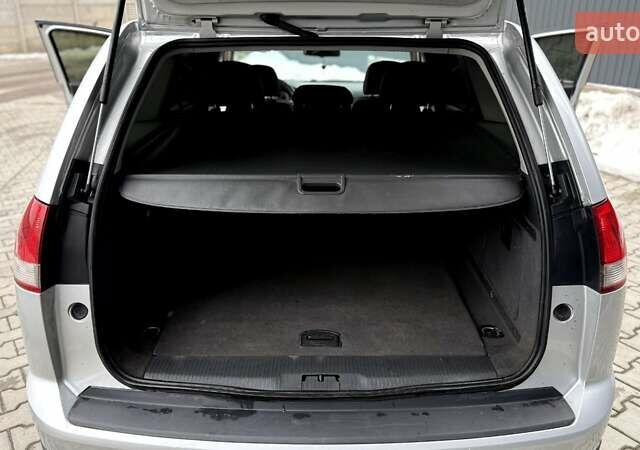 Серый Опель Вектра, объемом двигателя 1.9 л и пробегом 320 тыс. км за 5000 $, фото 10 на Automoto.ua