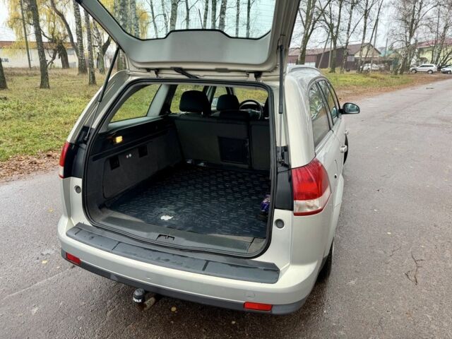 Серый Опель Вектра, объемом двигателя 1.9 л и пробегом 242 тыс. км за 2850 $, фото 10 на Automoto.ua