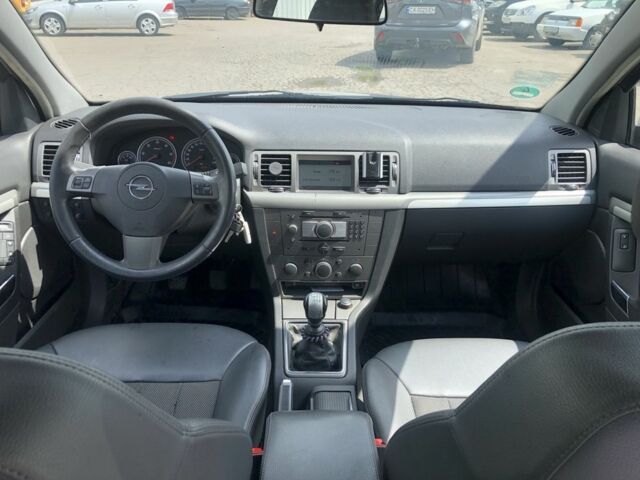 Сірий Опель Вектра, об'ємом двигуна 1.9 л та пробігом 260 тис. км за 4800 $, фото 6 на Automoto.ua