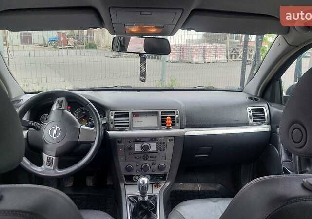 Опель Вектра 2007 в Ровно на Automoto.ua Серый Опель Вектра, объемом двигателя 1.91 л и пробегом 274 тыс. км за 6000 $, фото 20 на Automoto.ua