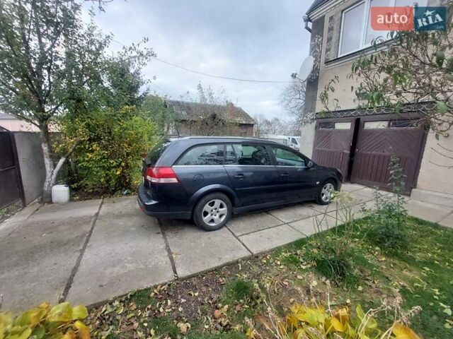 Опель Вектра 2007 в Ровно на Automoto.ua Серый Опель Вектра, объемом двигателя 1.91 л и пробегом 274 тыс. км за 6000 $, фото 4 на Automoto.ua