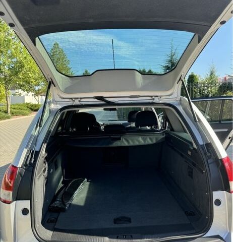 Серый Опель Вектра, объемом двигателя 1.9 л и пробегом 334 тыс. км за 5500 $, фото 6 на Automoto.ua