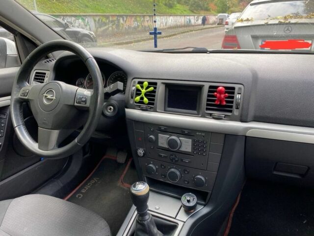 Серый Опель Вектра, объемом двигателя 1.8 л и пробегом 227 тыс. км за 2800 $, фото 13 на Automoto.ua
