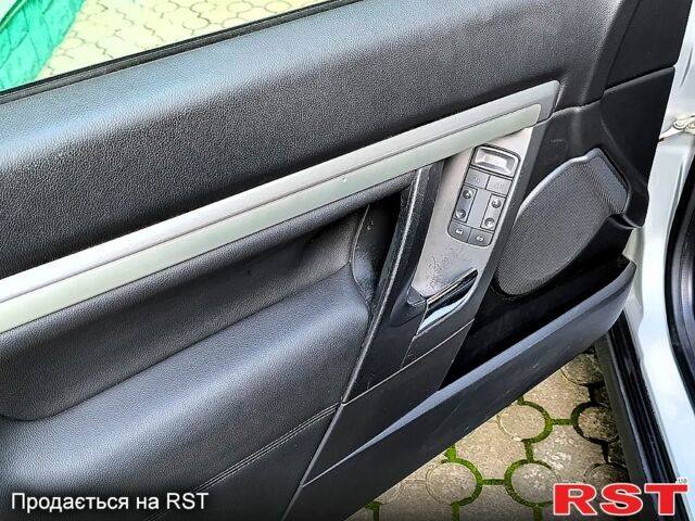 Серый Опель Вектра, объемом двигателя 1.8 л и пробегом 238 тыс. км за 5400 $, фото 10 на Automoto.ua