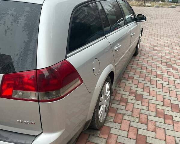 Сірий Опель Вектра, об'ємом двигуна 1.91 л та пробігом 323 тис. км за 4850 $, фото 6 на Automoto.ua