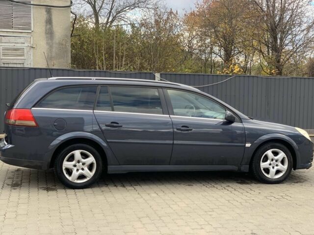 Серый Опель Вектра, объемом двигателя 1.8 л и пробегом 320 тыс. км за 4500 $, фото 1 на Automoto.ua