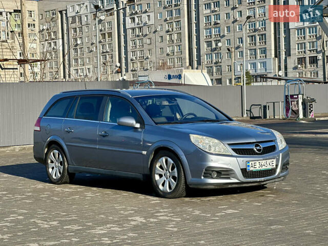 Серый Опель Вектра, объемом двигателя 1.91 л и пробегом 224 тыс. км за 5999 $, фото 2 на Automoto.ua
