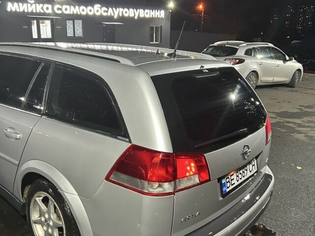 Сірий Опель Вектра, об'ємом двигуна 1.9 л та пробігом 260 тис. км за 4800 $, фото 1 на Automoto.ua