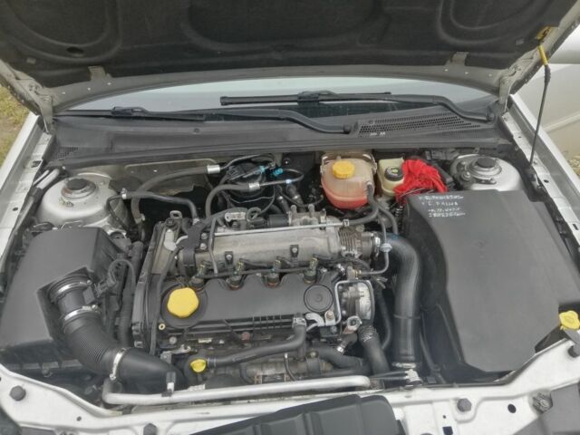 Серый Опель Вектра, объемом двигателя 1.9 л и пробегом 300 тыс. км за 2200 $, фото 11 на Automoto.ua