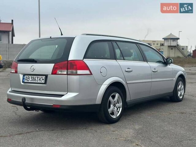 Серый Опель Вектра, объемом двигателя 1.8 л и пробегом 216 тыс. км за 5350 $, фото 4 на Automoto.ua