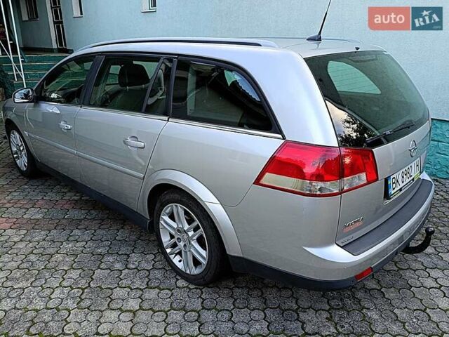 Серый Опель Вектра, объемом двигателя 1.8 л и пробегом 238 тыс. км за 5400 $, фото 4 на Automoto.ua