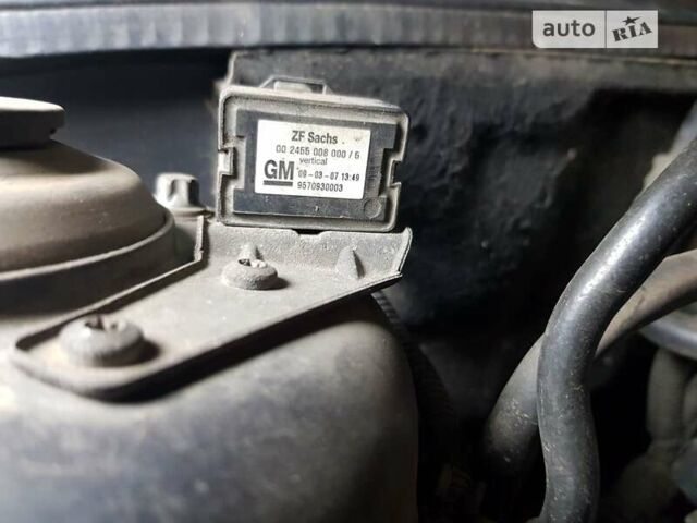 Сірий Опель Вектра, об'ємом двигуна 1.9 л та пробігом 278 тис. км за 6400 $, фото 2 на Automoto.ua
