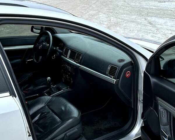 Сірий Опель Вектра, об'ємом двигуна 1.9 л та пробігом 276 тис. км за 3600 $, фото 21 на Automoto.ua