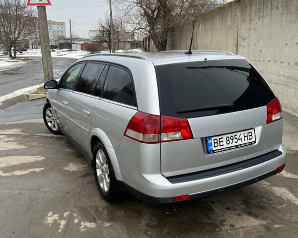 Сірий Опель Вектра, об'ємом двигуна 1.9 л та пробігом 340 тис. км за 4500 $, фото 1 на Automoto.ua