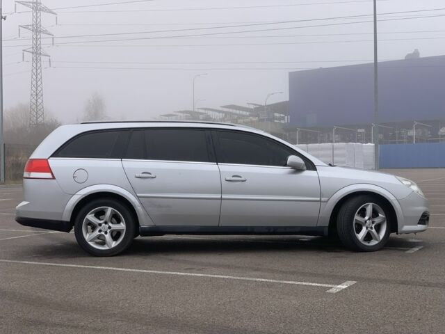 Серый Опель Вектра, объемом двигателя 1.9 л и пробегом 276 тыс. км за 3700 $, фото 7 на Automoto.ua