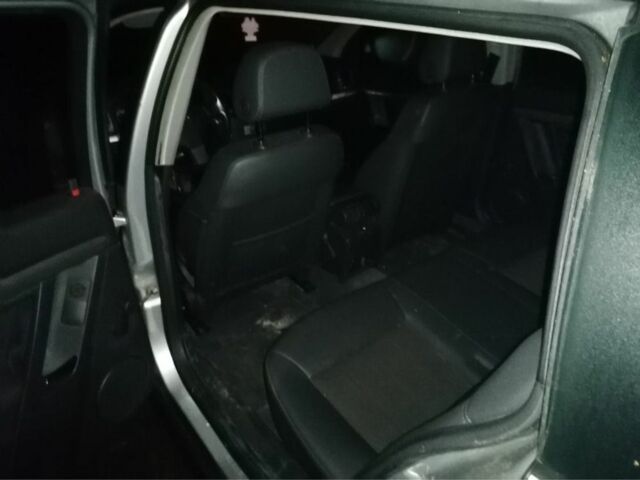 Серый Опель Вектра, объемом двигателя 0 л и пробегом 300 тыс. км за 1800 $, фото 5 на Automoto.ua