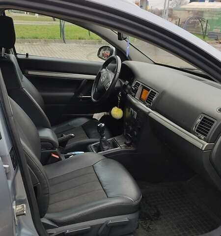 Серый Опель Вектра, объемом двигателя 1.8 л и пробегом 292 тыс. км за 6800 $, фото 11 на Automoto.ua