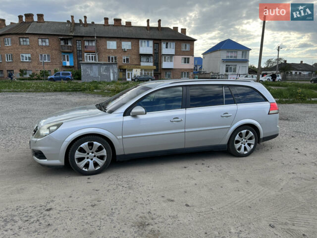 Сірий Опель Вектра, об'ємом двигуна 1.8 л та пробігом 223 тис. км за 6500 $, фото 3 на Automoto.ua