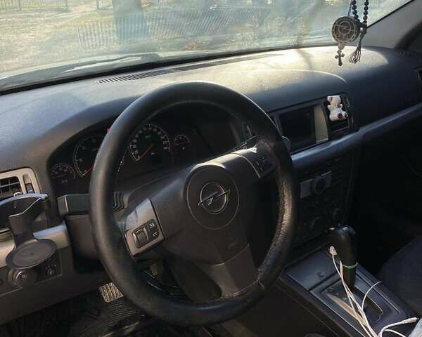 Серый Опель Вектра, объемом двигателя 1.9 л и пробегом 400 тыс. км за 5000 $, фото 6 на Automoto.ua