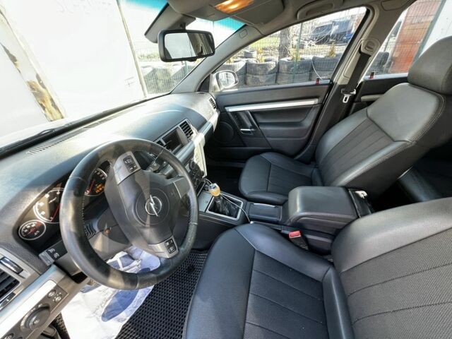 Сірий Опель Вектра, об'ємом двигуна 1.9 л та пробігом 255 тис. км за 5300 $, фото 2 на Automoto.ua