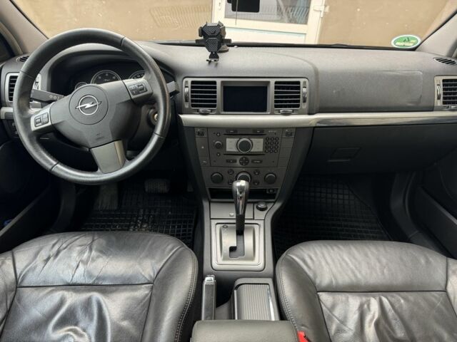 Серый Опель Вектра, объемом двигателя 1.9 л и пробегом 390 тыс. км за 2550 $, фото 6 на Automoto.ua