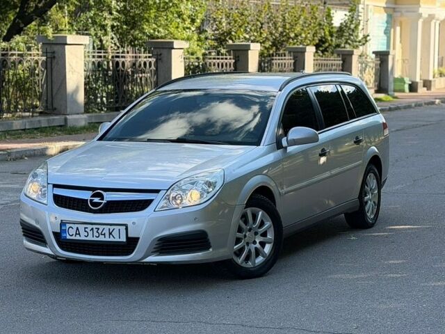 Сірий Опель Вектра, об'ємом двигуна 1.91 л та пробігом 275 тис. км за 4200 $, фото 1 на Automoto.ua