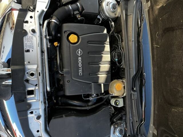 Сірий Опель Вектра, об'ємом двигуна 1.9 л та пробігом 255 тис. км за 5300 $, фото 6 на Automoto.ua