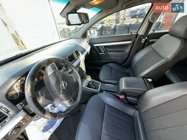 Серый Опель Вектра, объемом двигателя 1.91 л и пробегом 255 тыс. км за 5250 $, фото 6 на Automoto.ua