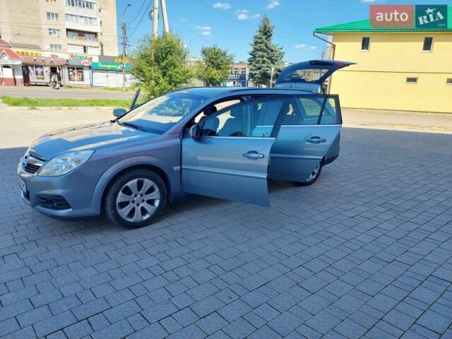 Серый Опель Вектра, объемом двигателя 1.91 л и пробегом 249 тыс. км за 6300 $, фото 6 на Automoto.ua