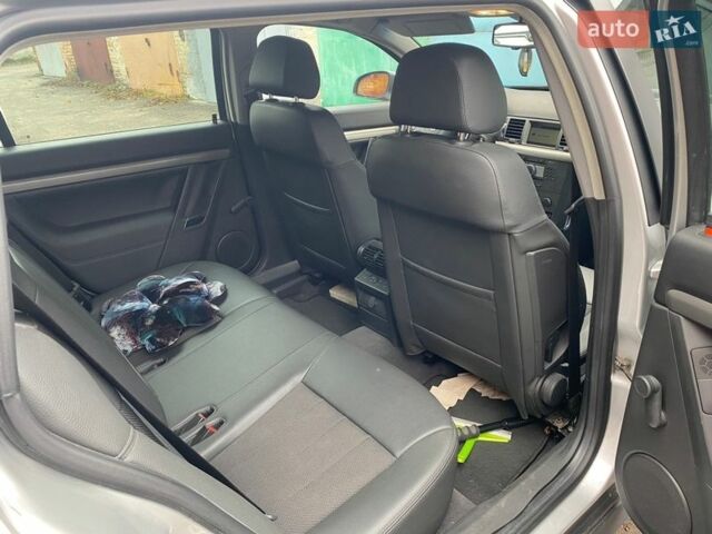 Серый Опель Вектра, объемом двигателя 1.9 л и пробегом 260 тыс. км за 6200 $, фото 7 на Automoto.ua