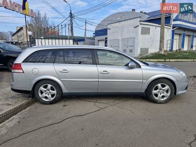 Серый Опель Вектра, объемом двигателя 1.9 л и пробегом 360 тыс. км за 6499 $, фото 6 на Automoto.ua