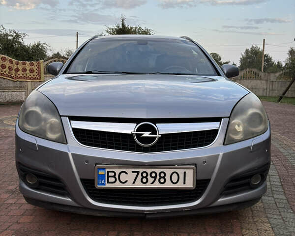 Серый Опель Вектра, объемом двигателя 1.91 л и пробегом 257 тыс. км за 5600 $, фото 1 на Automoto.ua