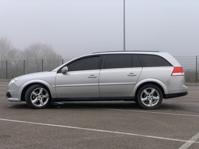 Серый Опель Вектра, объемом двигателя 1.9 л и пробегом 276 тыс. км за 3700 $, фото 3 на Automoto.ua