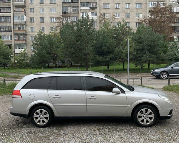 Сірий Опель Вектра, об'ємом двигуна 1.91 л та пробігом 322 тис. км за 5300 $, фото 4 на Automoto.ua