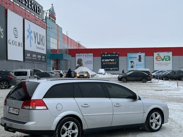 Серый Опель Вектра, объемом двигателя 1.9 л и пробегом 276 тыс. км за 3600 $, фото 5 на Automoto.ua