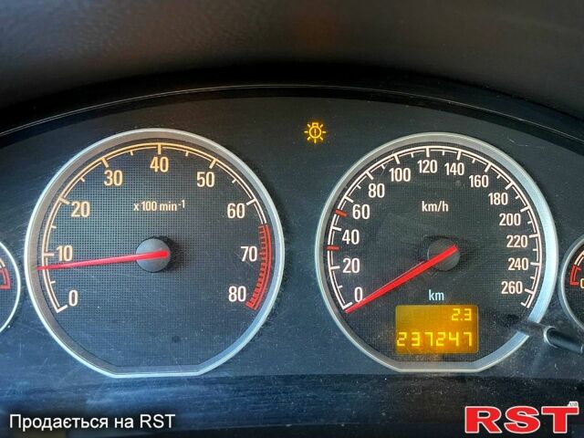 Опель Вектра 2008 у Бару на Automoto.ua Сірий Опель Вектра, об'ємом двигуна 1.6 л та пробігом 237 тис. км за 5000 $, фото 7 на Automoto.ua