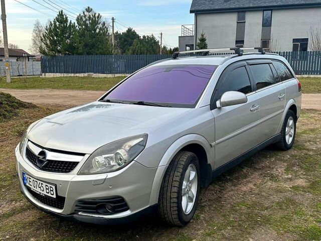 Серый Опель Вектра, объемом двигателя 1.9 л и пробегом 290 тыс. км за 5050 $, фото 1 на Automoto.ua