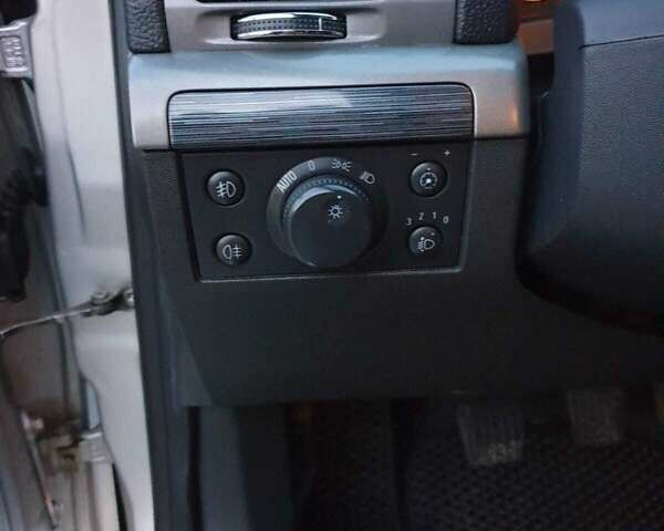 Сірий Опель Вектра, об'ємом двигуна 1.91 л та пробігом 287 тис. км за 5900 $, фото 13 на Automoto.ua