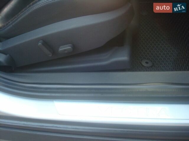 Серый Опель Вектра, объемом двигателя 1.9 л и пробегом 267 тыс. км за 6200 $, фото 14 на Automoto.ua
