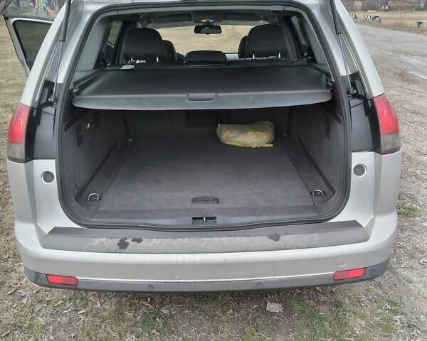 Серый Опель Вектра, объемом двигателя 1.9 л и пробегом 301 тыс. км за 6700 $, фото 3 на Automoto.ua