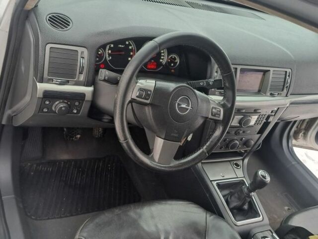 Серый Опель Вектра, объемом двигателя 1.8 л и пробегом 240 тыс. км за 2850 $, фото 14 на Automoto.ua