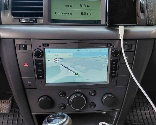 Серый Опель Вектра, объемом двигателя 1.91 л и пробегом 298 тыс. км за 5500 $, фото 3 на Automoto.ua