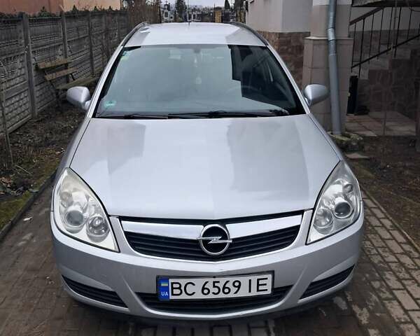 Серый Опель Вектра, объемом двигателя 1.9 л и пробегом 410 тыс. км за 4800 $, фото 1 на Automoto.ua