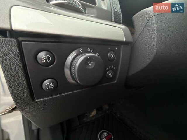 Серый Опель Вектра, объемом двигателя 1.91 л и пробегом 267 тыс. км за 5500 $, фото 17 на Automoto.ua